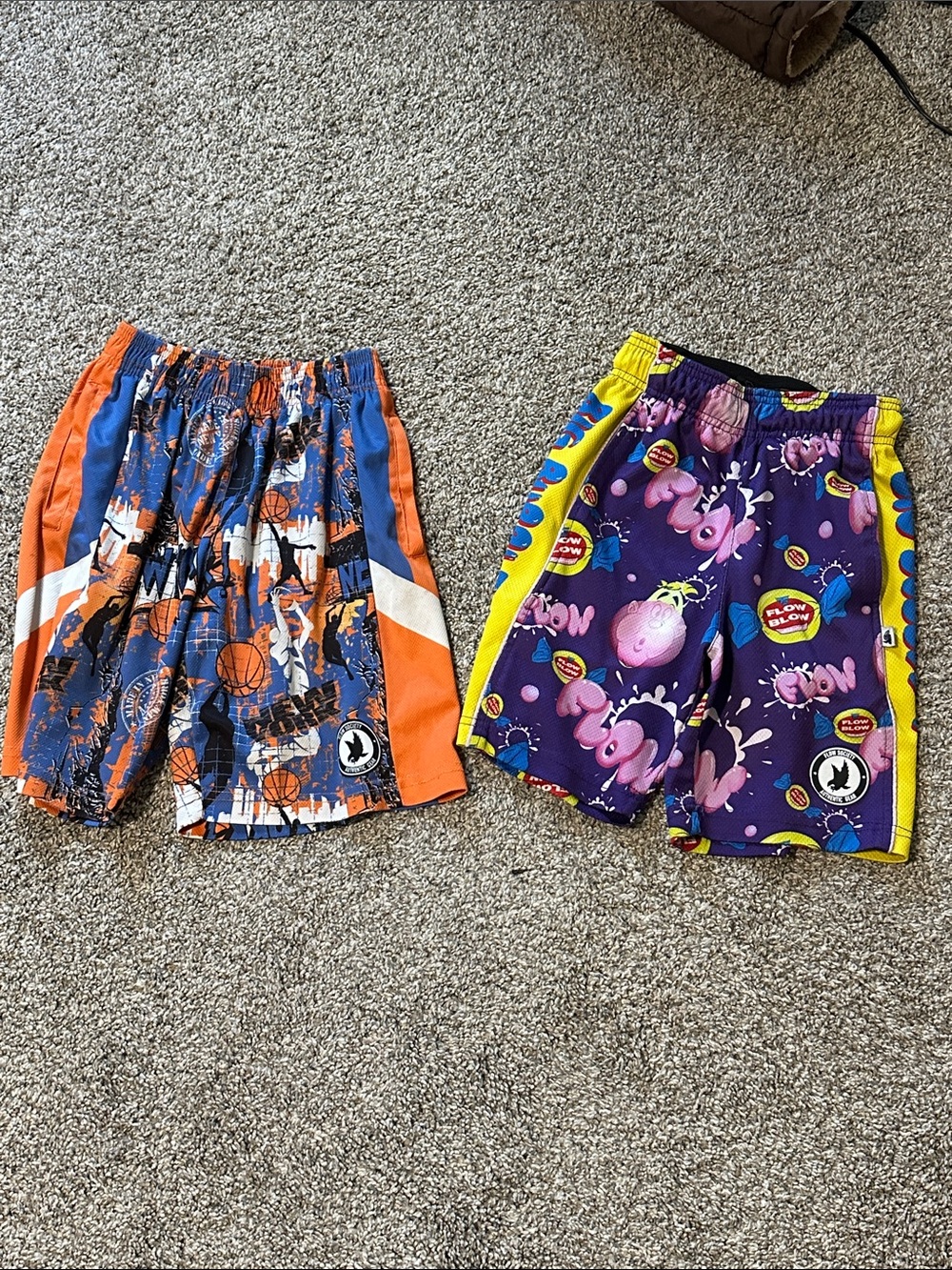 2x flow society shorts size small